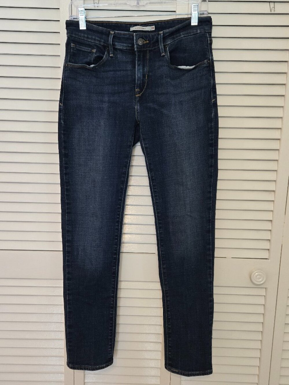 Levi Strauss Mid-Rise Skinny Blue Jeans - Size 6S
